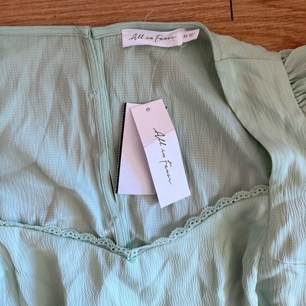 NWT All in Favor Elegant Mint Green Puff Sleeve Dress size Medium - Picture 4 of 4